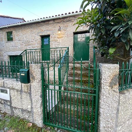 Casa Araujo de Sousa - Near Gerês Natural Park Terras de Bouro Bagian luar foto