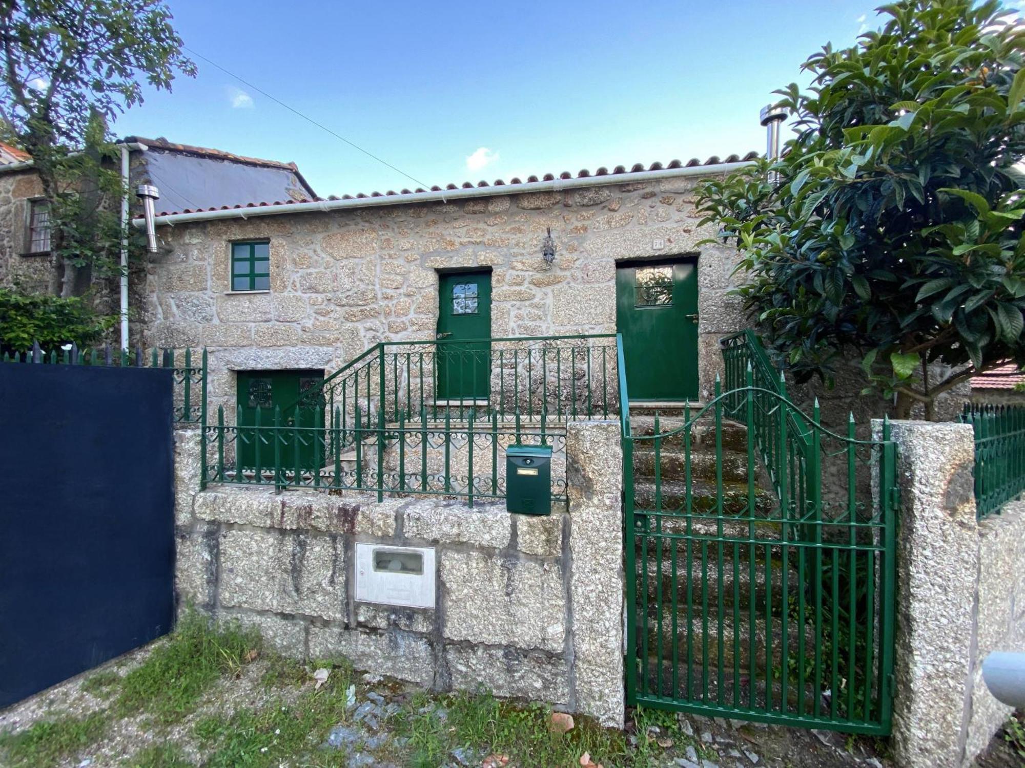 Casa Araujo de Sousa - Near Gerês Natural Park Terras de Bouro Bagian luar foto