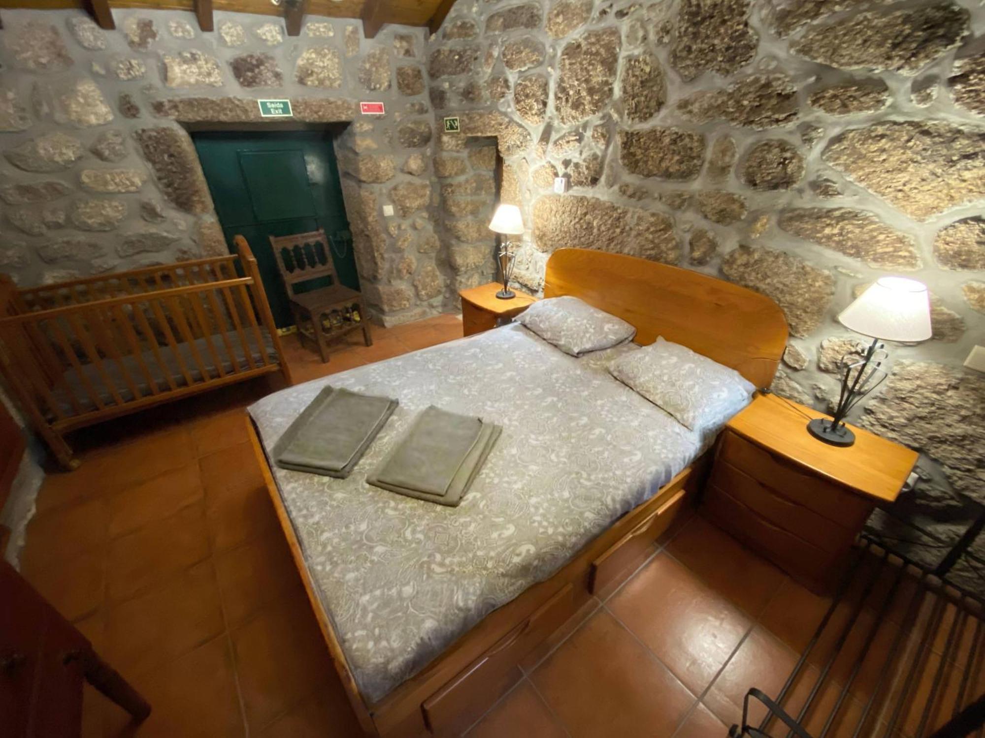 Casa Araujo de Sousa - Near Gerês Natural Park Terras de Bouro Bagian luar foto