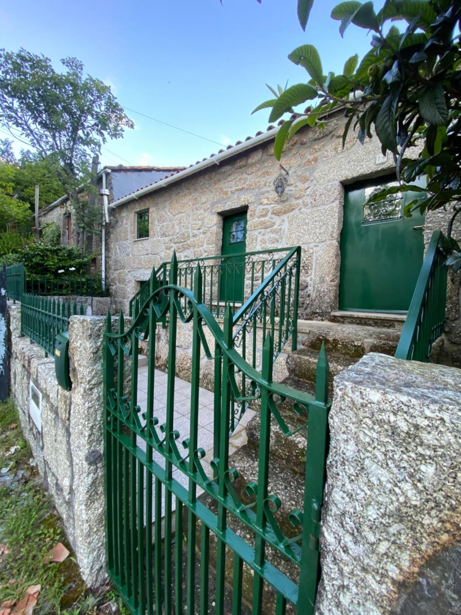 Casa Araujo de Sousa - Near Gerês Natural Park Terras de Bouro Bagian luar foto