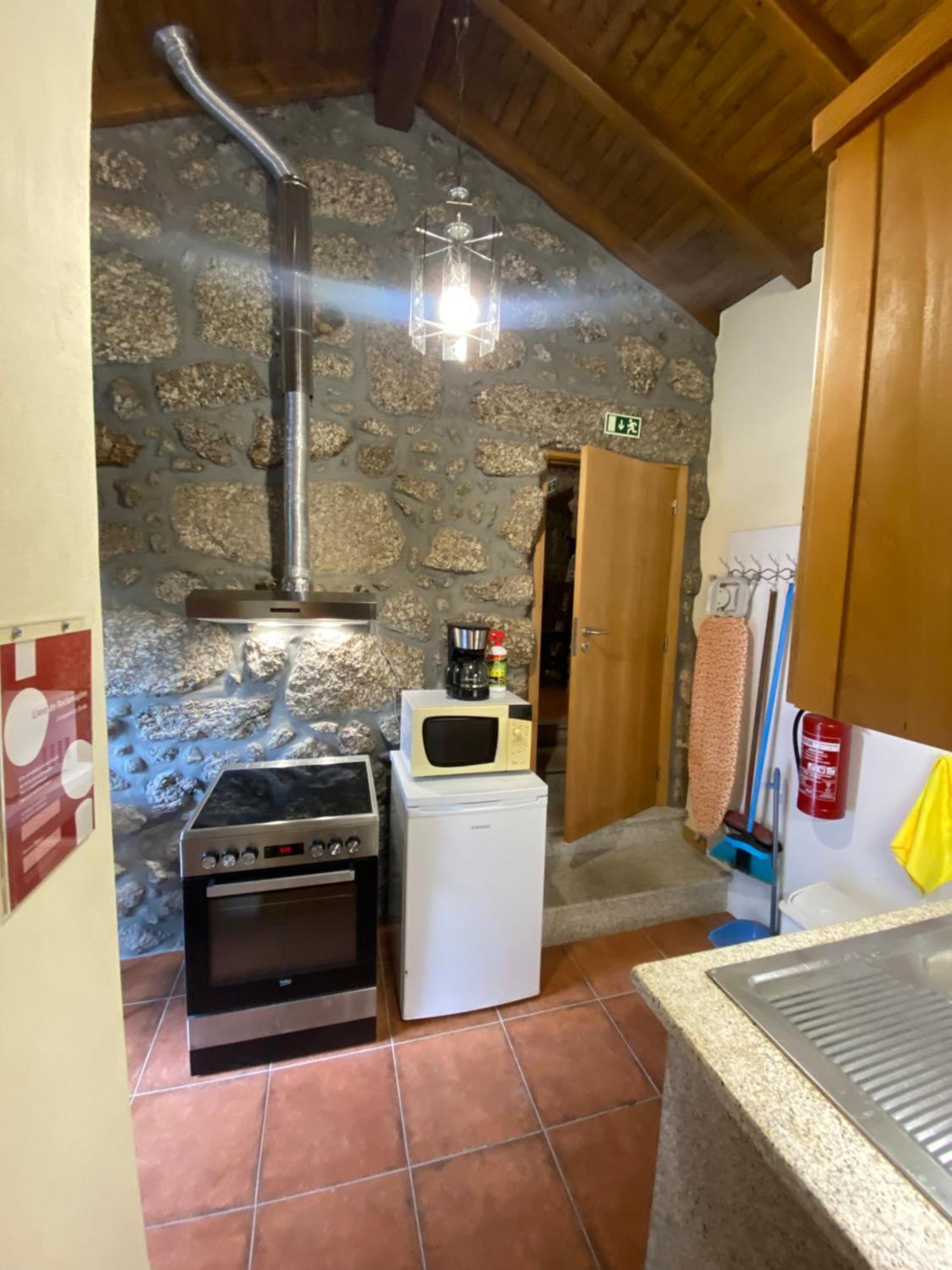 Casa Araujo de Sousa - Near Gerês Natural Park Terras de Bouro Bagian luar foto